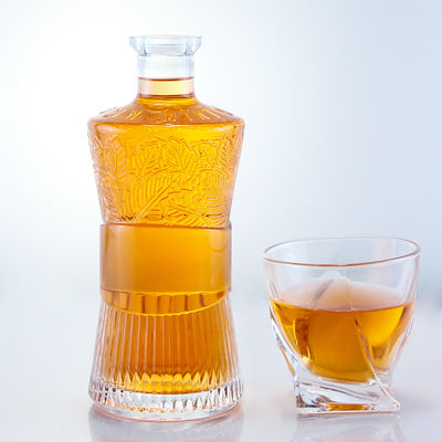 Bouteille en verre transparent de 750 ml à 1000 ml pour le gin, le rhum, la vodka et le whisky sur mesure