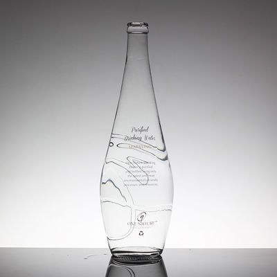 Bouteilles en verre de 700 ml à bouchon de liège clair pour les spiritueux et la vodka Whiskey Tequila