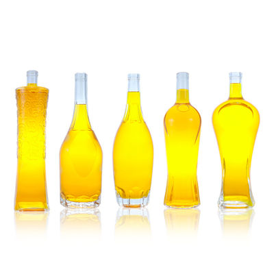 Bouteille en verre de forme unique 500 ml 700 ml 750 ml pour le rhum Vodka Whisky Tequila Gin
