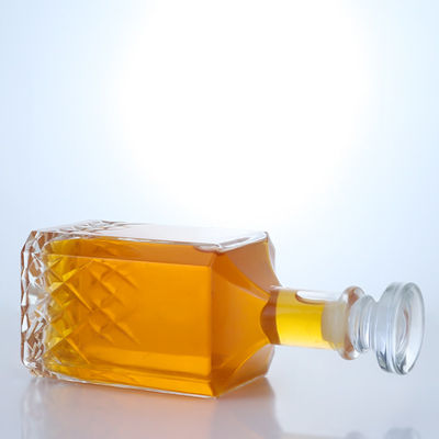 Bouteille en verre polygone personnalisée pour vodka whisky gin rhum spiritueux