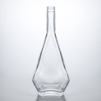 Emballage de bouteille en verre pour alcool Brandy Vodka Whisky Gin Rum 700 ml 750 ml Conception personnalisée