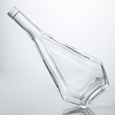 Emballage de bouteille en verre pour alcool Brandy Vodka Whisky Gin Rum 700 ml 750 ml Conception personnalisée