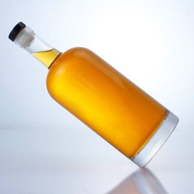 500 ml 700 ml Bouteille en verre de liqueur transparente en forme populaire pour le Whisky Rum Gin Brandy