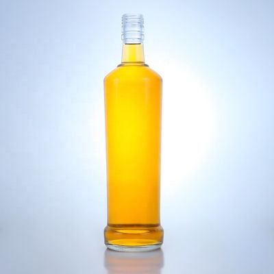 Bouteille en verre de whisky de 750 ml de conception personnalisée avec matériau et couleur claire ou personnalisée