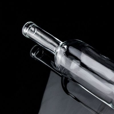 Bouteille en verre de 750 ml avec bouchon à vis