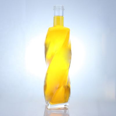 Logo personnalisé Bouteille en verre en forme spéciale Spirits 700ml 750ml Avec bouchon à vis