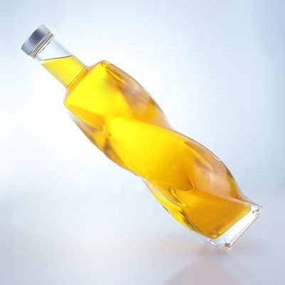 Logo personnalisé Bouteille en verre en forme spéciale Spirits 700ml 750ml Avec bouchon à vis
