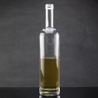 Bouteilles d'emballage d'huile d'olive à col en verre à conception polygonale et fermeture de bouchon en liège