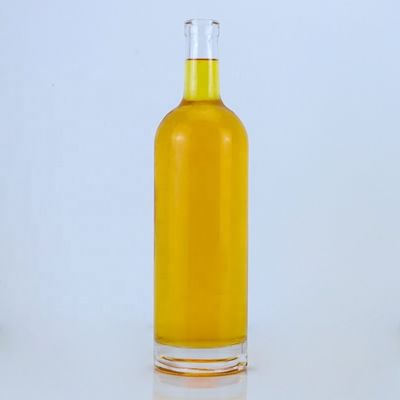 Bouteille de verre transparente ou personnalisée Unique 700 ml 750 ml pour le whisky Tequila Brandy Rum Gin