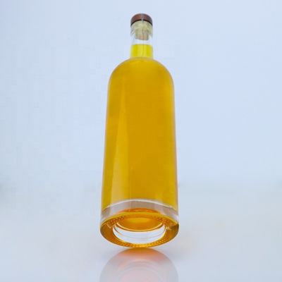 Bouteille de verre transparente ou personnalisée Unique 700 ml 750 ml pour le whisky Tequila Brandy Rum Gin