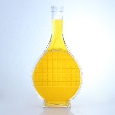 Produits en verre Bouteille unique en forme 750 ml 700 ml pour vodka Whisky Tequila Brandy