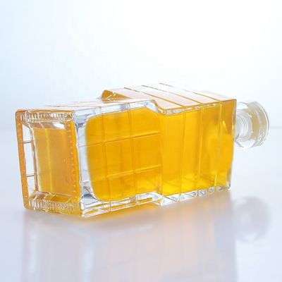 Produits en verre Bouteille unique en forme 750 ml 700 ml pour vodka Whisky Tequila Brandy