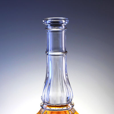 Bouteille en verre de 500 ml avec liège pour whisky vodka spiritueux gravé dans le design de cou long