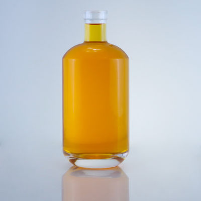 Bouteille en verre de 375 ml, 500 ml, 700 ml, 750 ml et 1000 ml pour alcool avec bouchon et vis