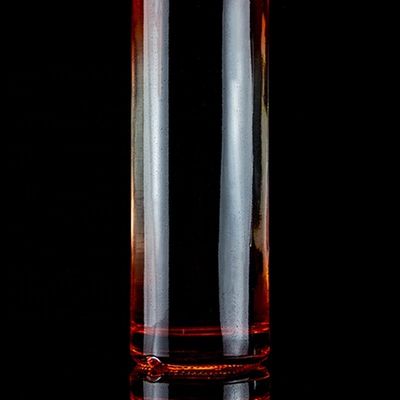 Couche rouge 750 ml bouteille en verre de tequila avec un design unique et le liège