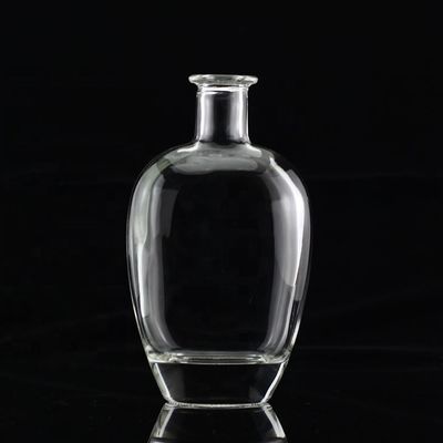 Traitement de la surface par écorchure acide Bouteilles en verre de tequila à col rond et à silex vide