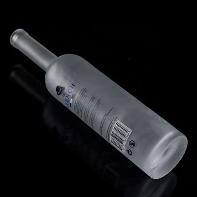 Bouteille en verre de vodka glacée en forme classique de 700 ml à 750 ml pour emballage de boissons