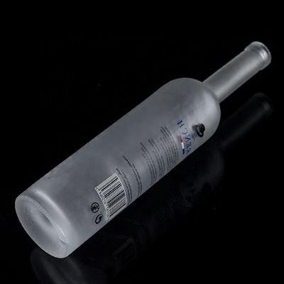 Bouteille en verre de vodka glacée en forme classique de 700 ml à 750 ml pour emballage de boissons
