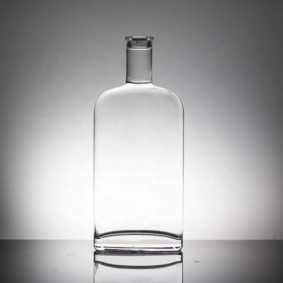 800ml 1000ml 3000ml Bouteille en verre de whisky de grande capacité Bouteille d'eau en verre carrée de 500ml