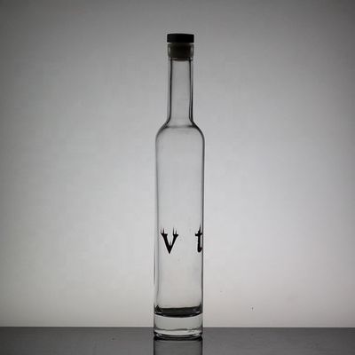 Impression à écran Distinctive Bouteille haute mince Bouteille de verre longue Bouteille de vodka 500 ml 750 ml