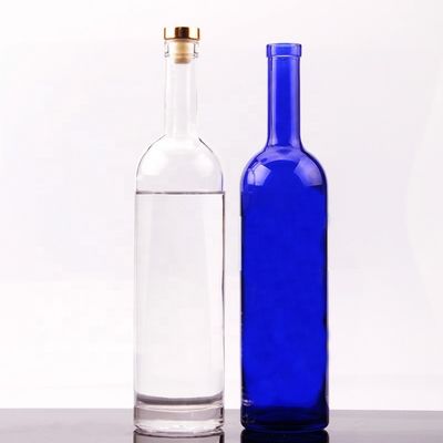 750 ml Bouteille de vodka en verre de forme ronde avec bouchon de liège et surface de manutention personnalisée
