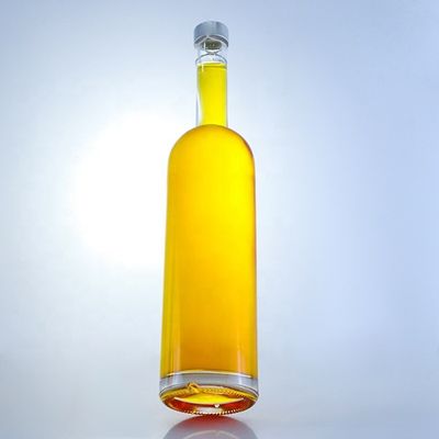 Logo personnalisé 700 ml 750 ml Bouteille en verre en forme ronde de haute silex avec finition supérieure à vis