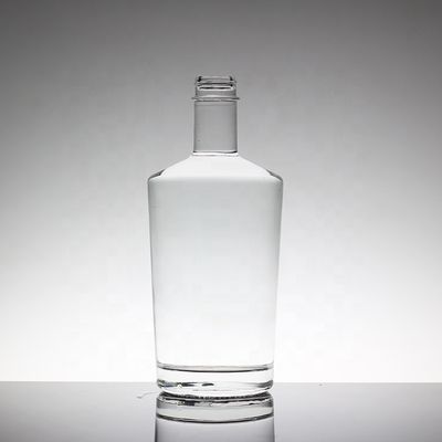 Bouteilles en verre de 750 ml rondes de vodka avec collier de verre