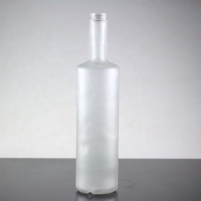 Bouteille de vodka en verre glacé industriel de 750 ml destinée à la fabrication et au commerce
