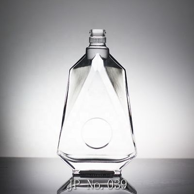 Super Flint Bouteille Bouteille de verre cristallin de cognac avec bouchon à vis pour vos besoins