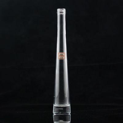 Bouteille en verre mince de forme mince de 200 ml de 300 ml de 375 ml pour les entreprises de fabrication de vodka