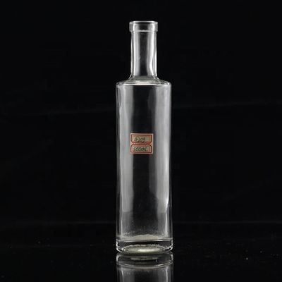 Bouteille en verre mince de forme mince de 200 ml de 300 ml de 375 ml pour les entreprises de fabrication de vodka