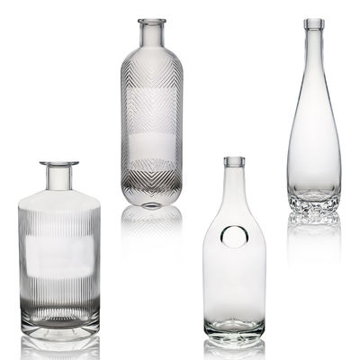 Bouteille de verre à rayures uniques pour vodka gin whisky rhum vin bouchon 500 ml 700 ml 750 ml