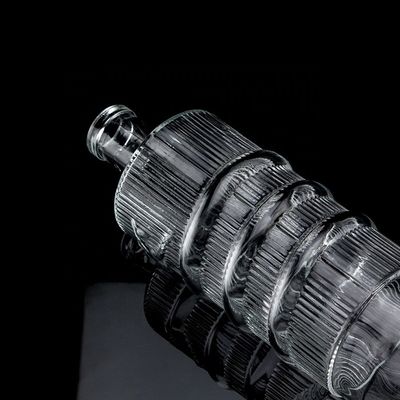 Logo personnalisé Bouteille de verre à dessin de serpent émoussé 750 ml pour bouteille de vodka