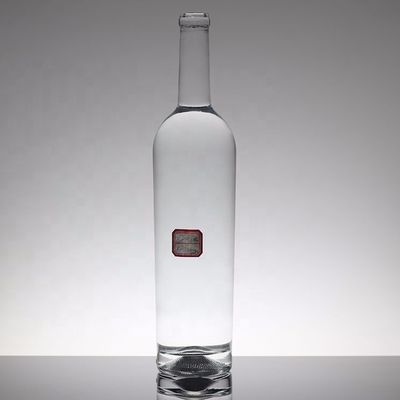 Matériau du collier verre 700 ml 750 ml bouteille de vin à la mode pour les boissons alcoolisées