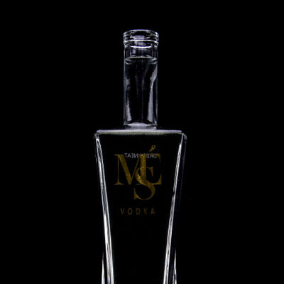 Bouteille de vodka et de liqueur de design exquis Bouteille de verre de 750 ml avec liège