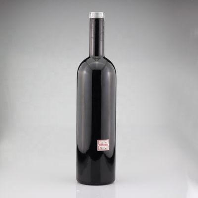 750 ml de verre noir brillant Vodka Bouteilles peintes Impression à écran Gin Fermeture Bouteille d'alcool