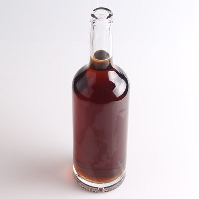 Des bouteilles de vin blanc en verre transparent de 75 cl avec liège uniques et abordables