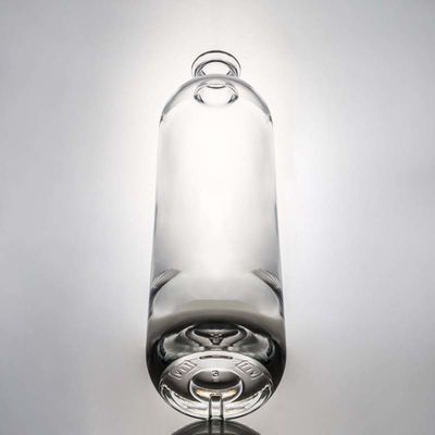 Bouteille en verre à bouchon de liège de type Super Flint Spirit pour le whisky Vodka Tequila Gin Rum Made