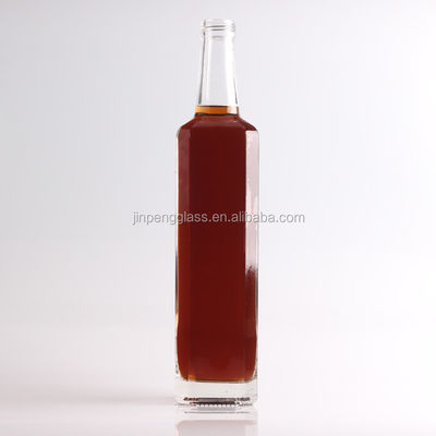Matériau du corps en verre Bouteille en verre de vin pour un design d'emballage de boissons alcoolisées unique sur mesure