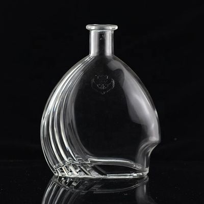 Bouteille en verre industrielle de 700 ml pour l'industrie des boissons en forme de pouce