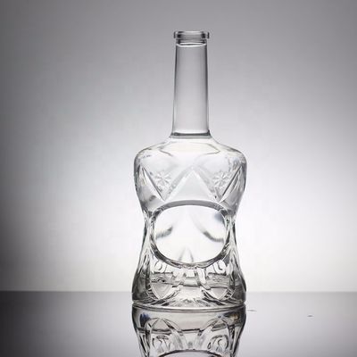 Matériau de base Bouteille en verre avec une forme de lettre unique et un bouchon en liège