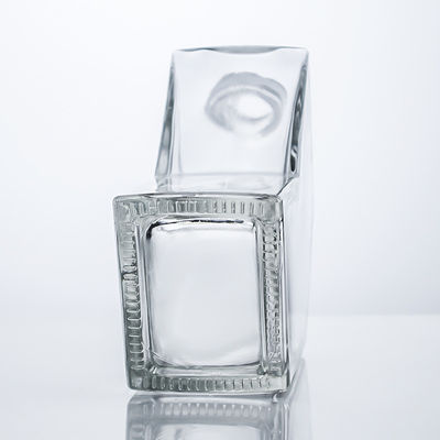 Logo personnalisé Bouteille en verre Liqueur Matériau en verre Bouchon de liège Whisky Gin Rum Vodka
