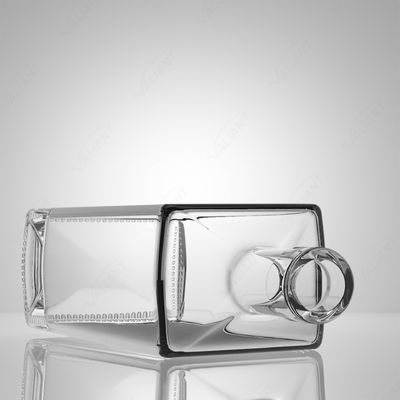 Bouteille en verre carré de 50 ml pour whisky Gin Rum à capuche personnalisée et bouchon de liège inclus