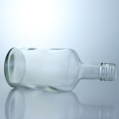 Bouteille à alcool en verre à capuche personnalisée à col long pour le tour à vis de gin vodka brandy forme personnalisée