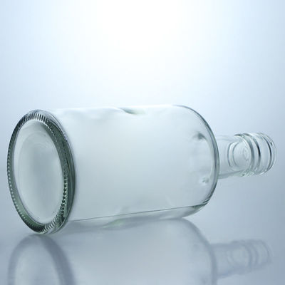 Bouteille à alcool en verre à capuche personnalisée à col long pour le tour à vis de gin vodka brandy forme personnalisée