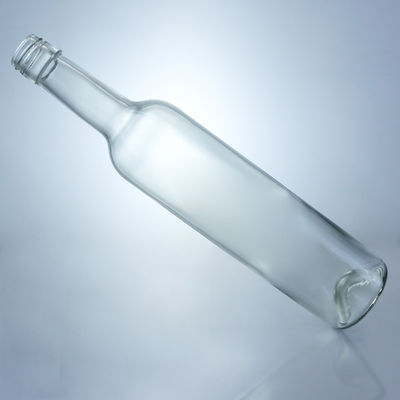 Bouteille en verre de 500 ml pour whisky gin rhum vodka surface décal manipulation et vis