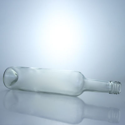 Bouteille en verre de 500 ml pour whisky gin rhum vodka surface décal manipulation et vis