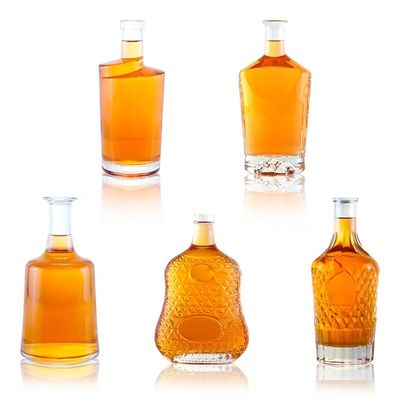 2023 Bouteille transparente Bouteilles en verre de boissons avec matériau de base congelé Logo personnalisé