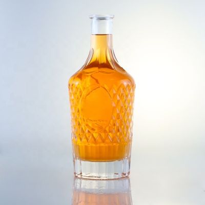 2023 Bouteille transparente Bouteilles en verre de boissons avec matériau de base congelé Logo personnalisé