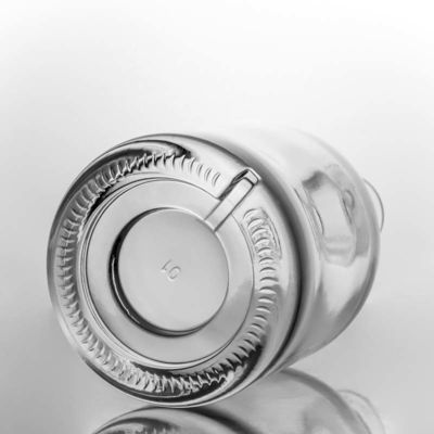 Logo personnalisé 700 ml Bouteille en verre ronde de liqueur avec bouchon de liège Whisky Gin Rum